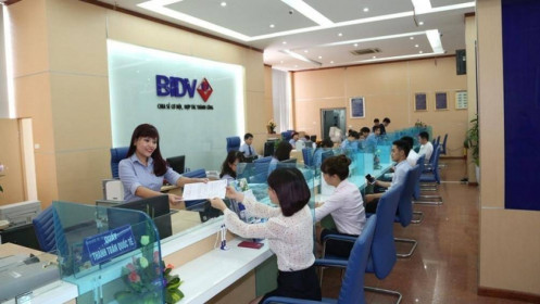 Thêm nhà băng hạ lãi suất cho vay