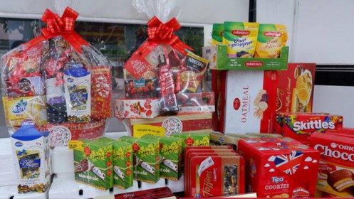 Thị trường quà Tết Canh Tý trung cao cấp: Rượu vang lên ngôi, sản vật quý nhập khẩu tốt cho sức khỏe được săn lùng