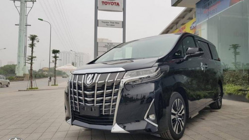 "Chuyên cơ mặt đất" Toyota Alphard bị triệu hồi vì lỗi dây an toàn