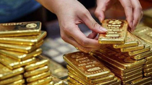 Giá vàng tăng cao nhất trong 7 năm
