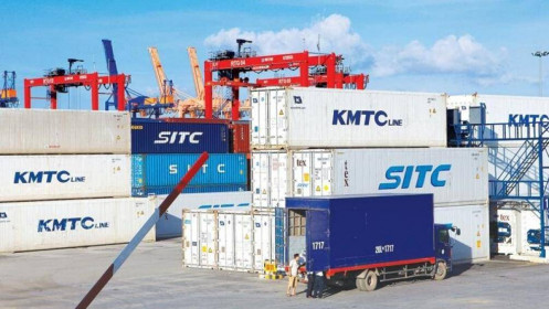 Việt Nam đã cần “bơm vốn” ra thị trường để kích thích kinh tế?