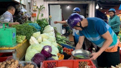 Thị trường rau củ, quả tại TP Hồ Chí Minh ổn định trong mùa dịch COVID-19