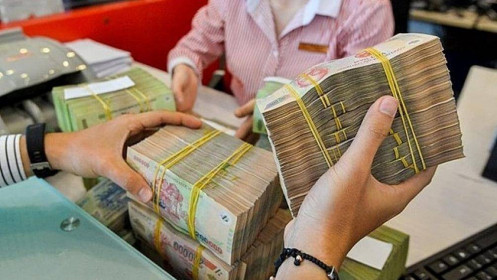 Có tiền cũng không dám tiêu