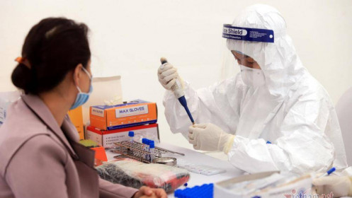 Khách Tây gặp tai nạn, đi cấp cứu Hà Nội xét nghiệm dương tính Covid-19