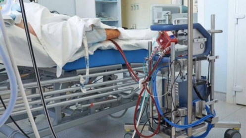 Phi công người Anh nhiễm Covid-19 sức khỏe tiến triển khá hơn