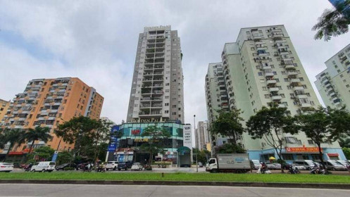 Cận cảnh khu đất công làm bãi xe 'biến hình' thành cao ốc ở Hà Nội