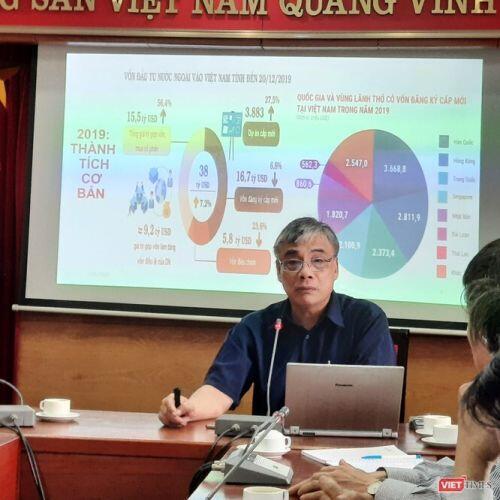 Ts. Trần Đình Thiên: Dịch Covid-19 là cơ hội để “thay máu” nền kinh tế