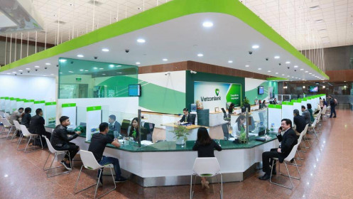 Tín dụng bán lẻ trở thành "gà đẻ trứng vàng" của Vietcombank sau ảnh hưởng của Covid-19