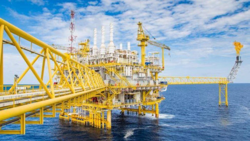 Giá dầu thô tiếp tục suy giảm, thị trường lo ngại đại dịch Covid-19 bùng phát lần 2