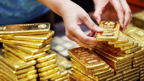 Giá vàng đắt nhất mọi thời đại, tôi đau như cắt khi lỡ cơ hội kiếm tiền tỷ