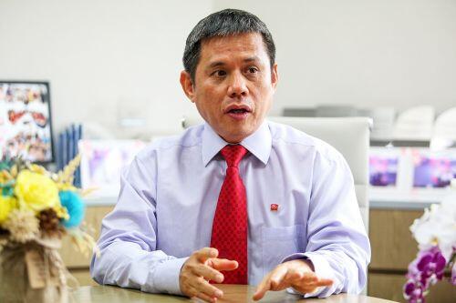 ‘Tôi vẫn nhớ đi lưu ký dạo từng bưu điện để tìm người bán cổ phiếu SAM’