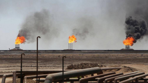 Giá xăng dầu hôm nay 4.12.2020: OPEC+ tăng sản lượng, dầu bật tăng mạnh
