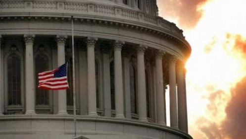 Điện Capitol "rỉ máu": 220 năm không yên và lần đầu tiên bạo động hạ bệ nền dân chủ lớn nhất