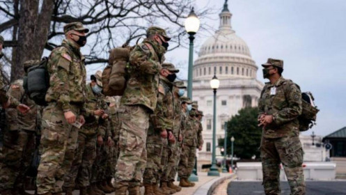 NÓNG: Ông Trump bất ngờ ban hành tình trạng khẩn cấp ở Washington