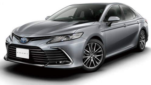 Toyota Camry bản nâng cấp giá từ 33.000 USD
