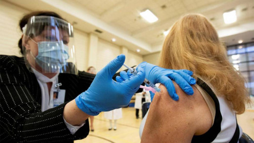Nước nghèo chật vật tranh mua vaccine Covid-19