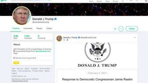 Ông Trump tái xuất mạng xã hội