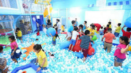 TP.HCM tạm dừng dịch vụ vui chơi, giải trí từ 12h ngày mai (9/2)