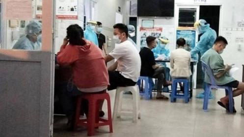 Lấy hơn 2.000 mẫu xét nghiệm ở nhà trọ, bến xe đêm 30 Tết