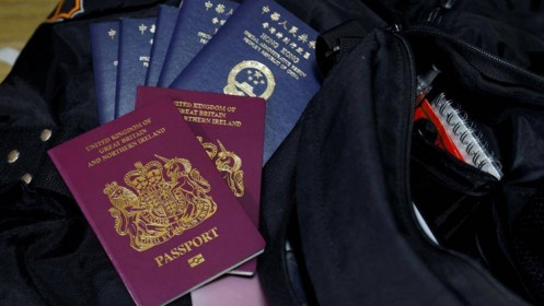 Gần 5.000 người Hong Kong đăng ký thị thực mới của Anh