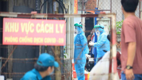 TP.HCM: Tiếp tục giữ mức cảnh giác cao nhất với COVID-19, xét nghiệm lại chuyên gia