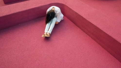 Cách để không cảm thấy vô dụng khi mất việc