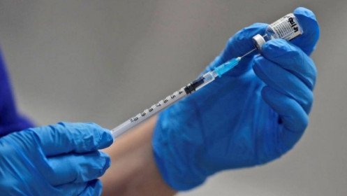 11 nhóm người ưu tiên tiêm vaccine Covid-19 ở Việt Nam