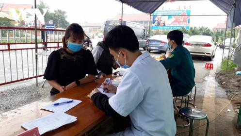Yên Bái xử phạt 2,5 triệu đồng tài xế ô tô trốn khai báo y tế