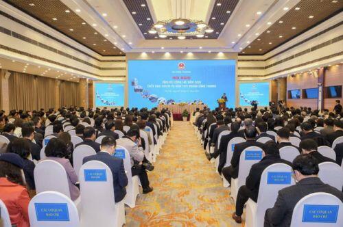 Một chiếc kẹo socola từng "cõng" đến 13 giấy phép