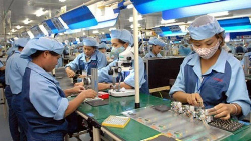 Giá thuê nhân công cực thấp: "Lợi thế so sánh thách thức" của quốc gia là gì?