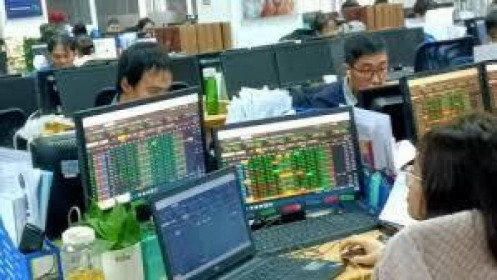 Chứng khoán ngày 12/4: Chốt lời khi thị trường tiếp cận vùng kháng cự 1.250-1.265 điểm