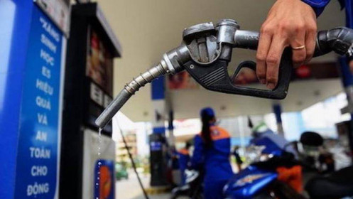 Giá xăng sẽ giảm vào ngày mai
