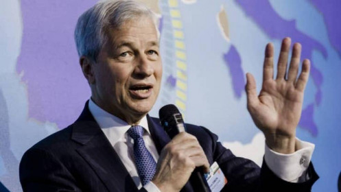 JPMorgan trữ tiền mặt để phòng trường hợp Fed nâng lãi suất sớm hơn dự kiến