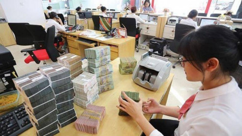 Cảnh báo rủi ro dòng vốn ồ ạt đổ vào bất động sản