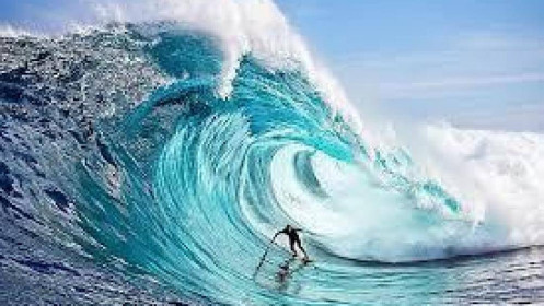 Xu thế dòng tiền: VN-Index vượt đỉnh, “con sóng thần” đang tới?