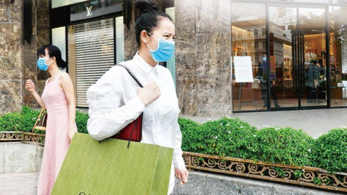 Đồ xa xỉ tại Việt Nam vẫn sống tốt giữa bão COVID-19