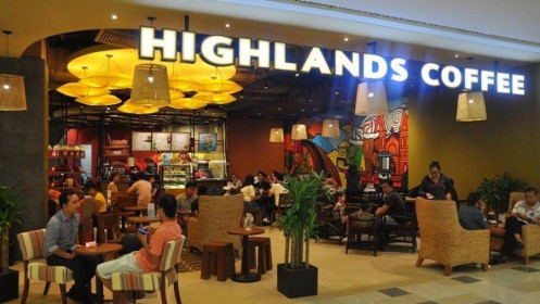 Khách hàng đòi tẩy chay vì quán chỉ cho ngồi 1 giờ, Highlands nói gì?