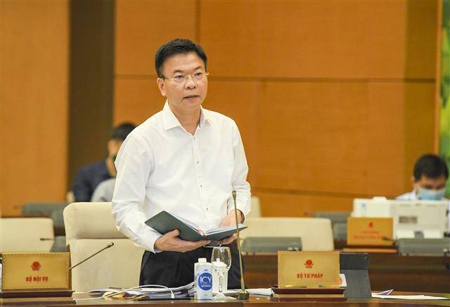 'Chưa thấy bóng dáng việc sửa luật Đất đai'