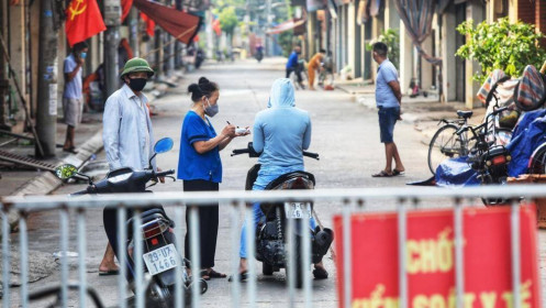 Hà Nội thêm 4 ca dương tính với SARS-CoV-2, trong đó có 1 người làm đầu bếp kiêm shipper