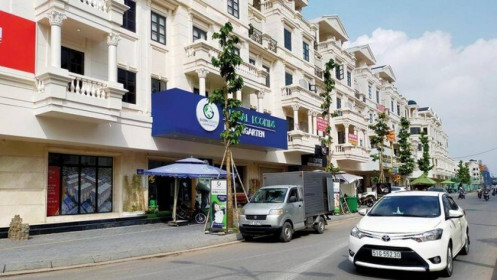 Nhà phố, biệt thự TP HCM neo giá cao mùa Covid