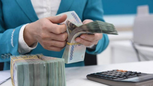 Dồn dập tăng vốn điều lệ, ngân hàng tính đường dài với Basel III