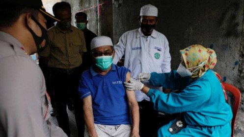 Mục tiêu tiêm 2 triệu liều vaccine Covid-19 mỗi ngày của Indonesia liệu có khả thi?
