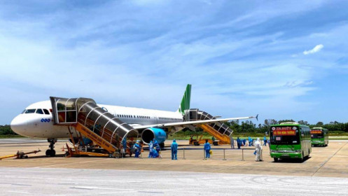 Tất cả kế hoạch vận tải hàng không bị phá vỡ vì dịch