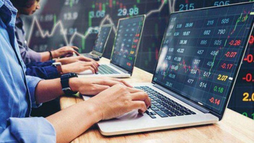 Phiên 18/8: Khối ngoại bán ròng gần 1.900 tỷ đồng