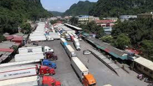 Doanh nghiệp đưa hàng đi Trung Quốc qua cửa khẩu phía Bắc phải lưu ý gì?