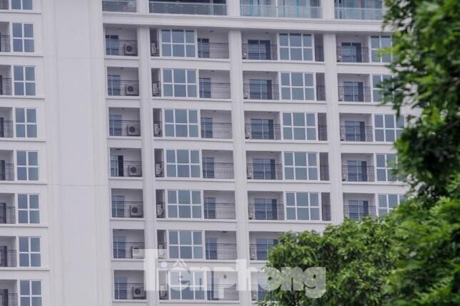 Bất động sản gặp khó trước đại dịch, HoREA đề nghị ngân hàng hạ lãi suất vay
