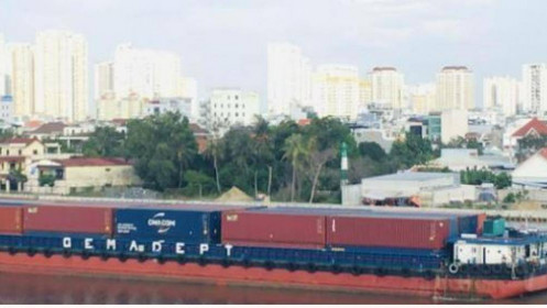 Hòa Phát (HPG): Có 2 công ty đầu tư dây chuyền sản xuất ván lót sàn container