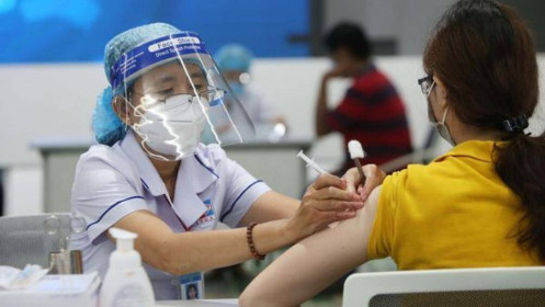 Lý do nào giúp tỷ lệ tiêm chủng Việt Nam cao hơn Mỹ?