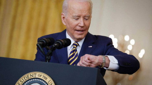 Liệu ông Biden có thay đổi sau 12 tháng cầm quyền rối loạn?
