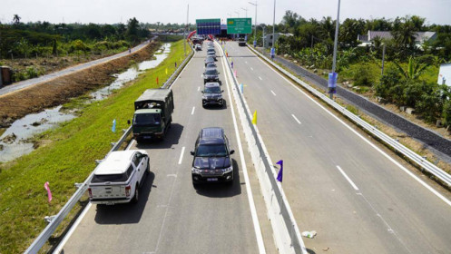 Lý do cao tốc Trung Lương - Mỹ Thuận không có làn khẩn cấp